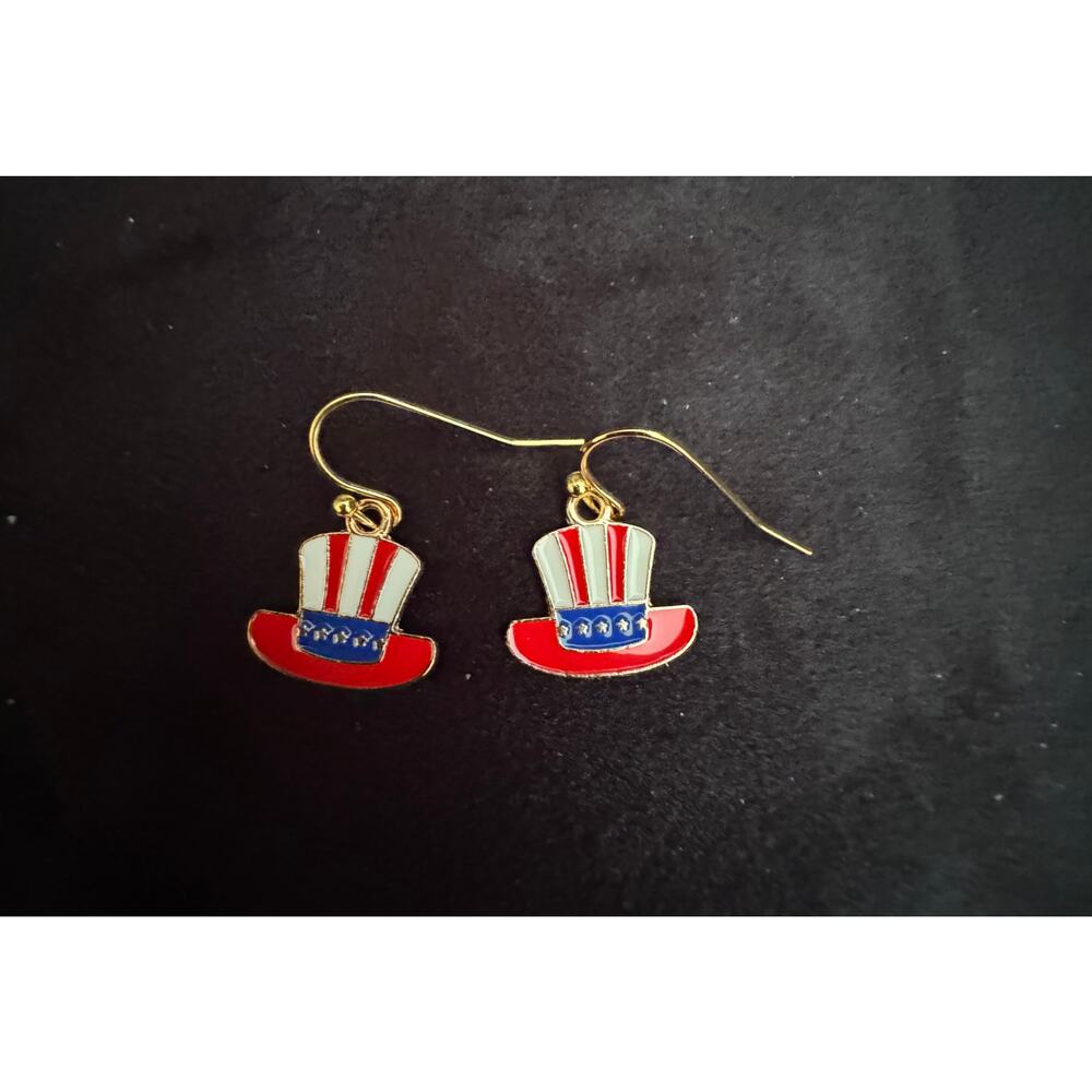 Americana Hat Earrings Patriotic Red White Blue USA Flag Dangle Earrings E253 - Picture 3 of 3
